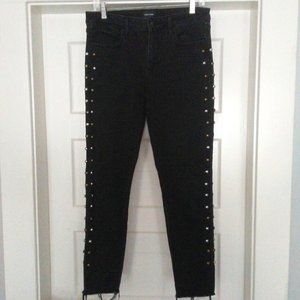 Driftwood Jackie 29 Black Jeans Large Stud Silver Bronze Raw Hem Fringe W29/L28